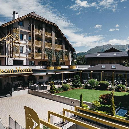Hotel Chesa Monte 4Sterne Superior Fiss Eksteriør bilde