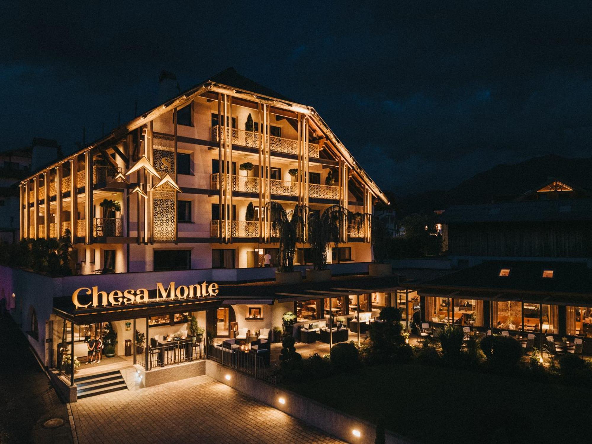Hotel Chesa Monte 4Sterne Superior Fiss Eksteriør bilde